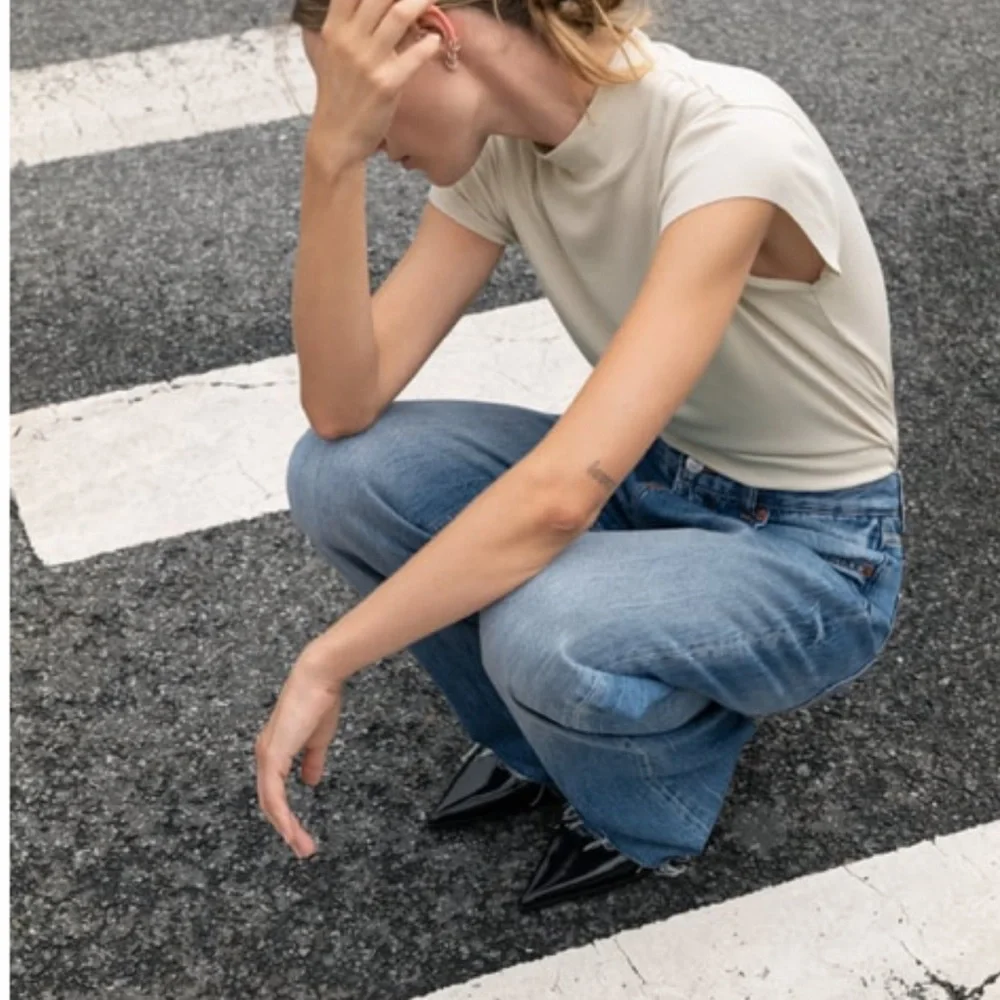 Zara Rib Cotton T-Shirt in Sand. Size XL - Picture 5 of 9